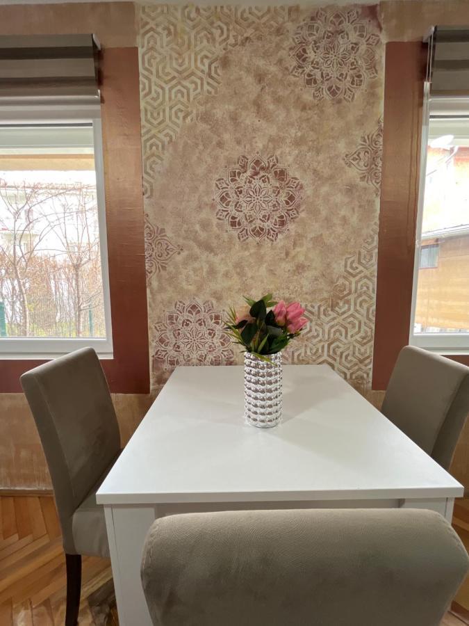 Aloha Apartment Novi Pazar Exteriér fotografie